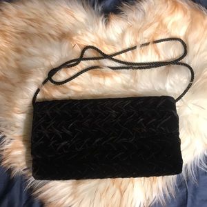 Textured handbag